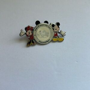 Disneyland Resort pin